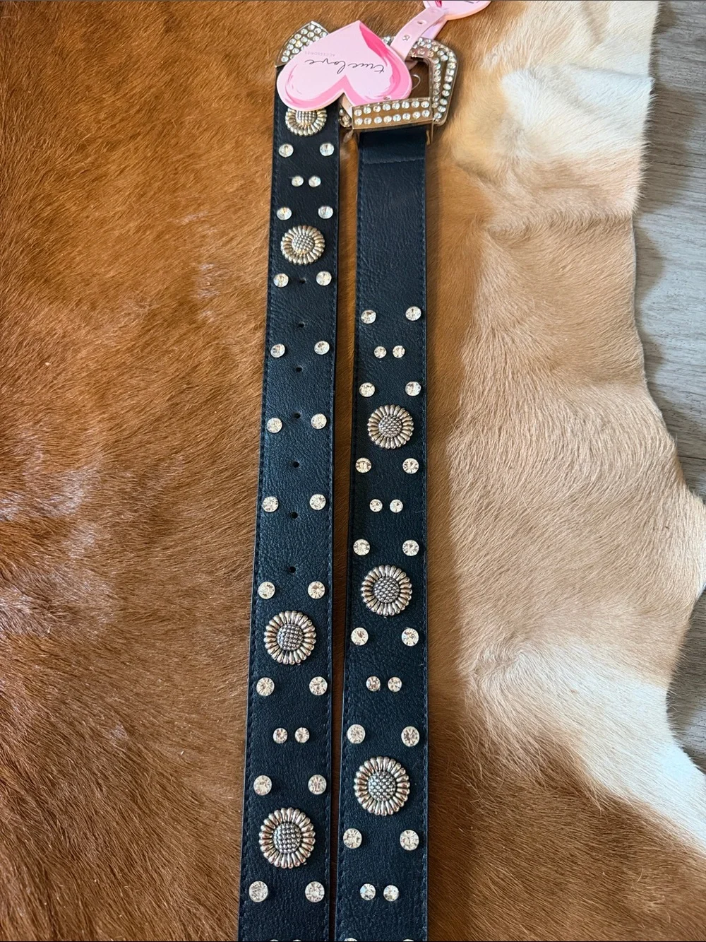 True Love Rhinestone & Concho Western Belt – New With Tags (Size XL)